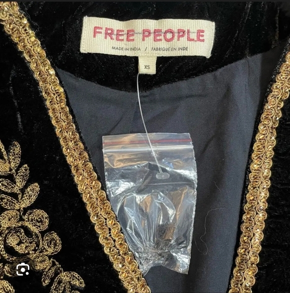 Free People Black and Gold Embroidered Velvet Jacket - Picture 4 of 15